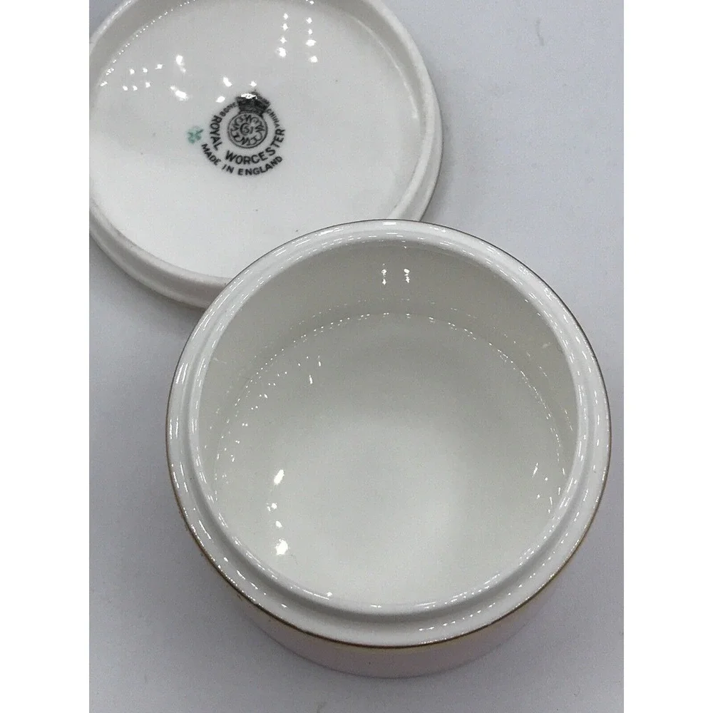 Royal Worcester if shipping